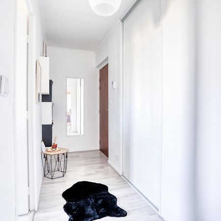 Le Warm Cocon - Spacieux T3 - 5 Personnes - Wifi Et Parking Rosny-sous-Bois Exterior foto
